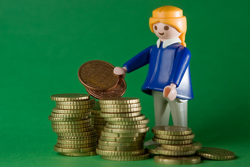 POT RECLAMAR LES COMISSIONS AL SEU BANC PER LES COMISSIONS DE MANTENIMENT DE COMPTES ASSOCIATS